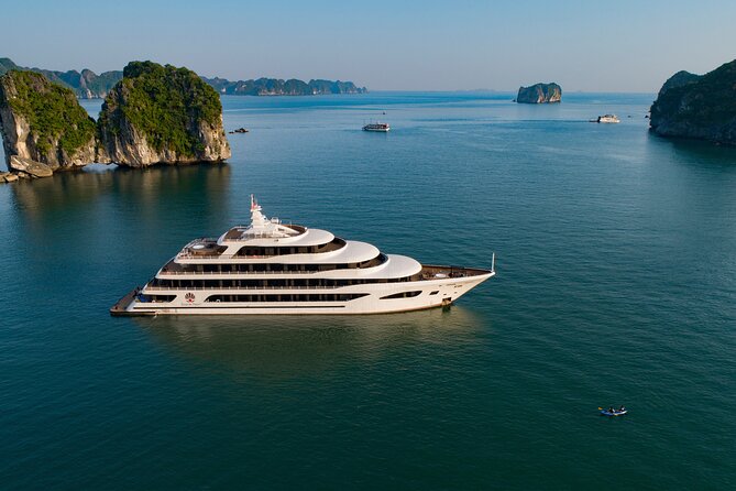 Orchid Cruises 2Days/1Night 5 Star Cruises - Evening choices: squid fishing or a quiet night