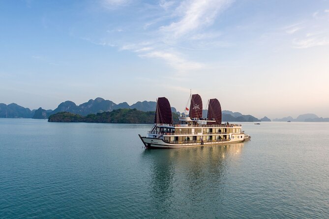Orchid Trendy Cruises 2Days/1 Night 5 Star Cruises - Boarding Orchid Trendy at Tuan Chau Marina