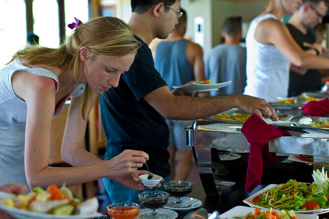 Peony Cruise : Unique 2 Days Tuan Chau - Halong bay - Lan Ha Bay - Why Lan Ha Bay is the right setting for a one-night cruise