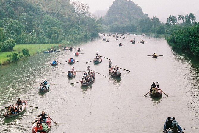 Perfume Pagoda Day Tour from Hanoi - Cable car to Huong Tich Grotto