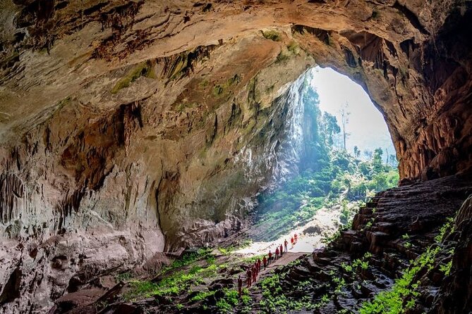 Phong Nha Cave & Paradise Cave Day Tour with All Inclusive - Arriving by dragon boat at Phong Nha Cave