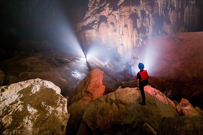 PHONG NHA CAVE- PARADISE CAVE FULL DAY FROM DONG HOI or PHONG NHA - Lunch adds a welcome local pause