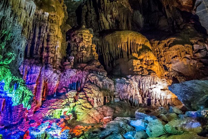 PHONG NHA CAVE- PARADISE CAVE FULL DAY FROM DONG HOI or PHONG NHA - The important question: is Phong Nha Cave included?