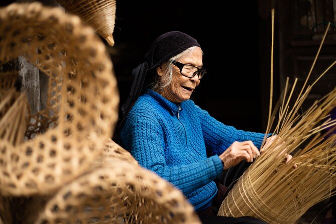 Photo Tour to Capture The Vanishing Craft of Making Fish Traps - How the local guide helps your photography