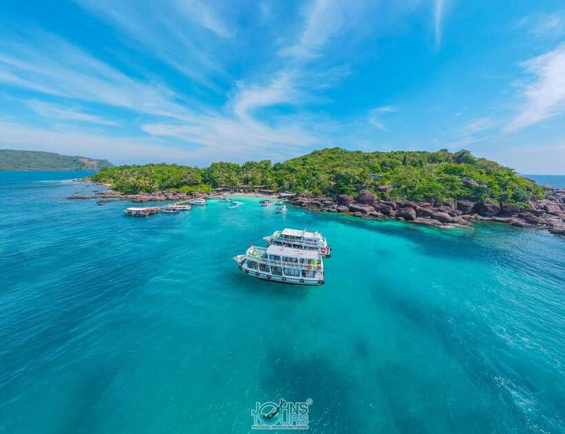 Phu Quoc: 3 Island Tour by Boat with Guide - Three islands, two reefs, one relaxed finish