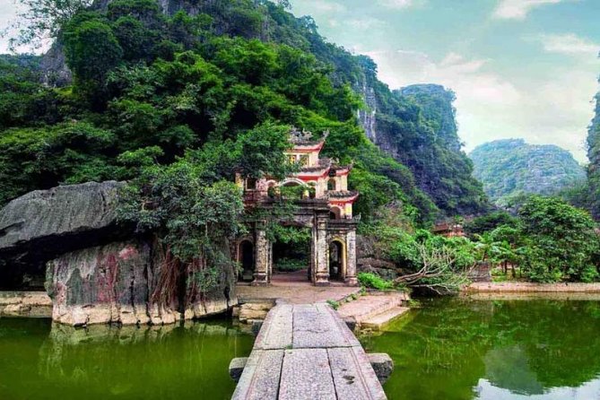Premium Hoa lu - Trang An - Mua Cave with Buffet Lunch from Hanoi - Buffet lunch and what the price really covers