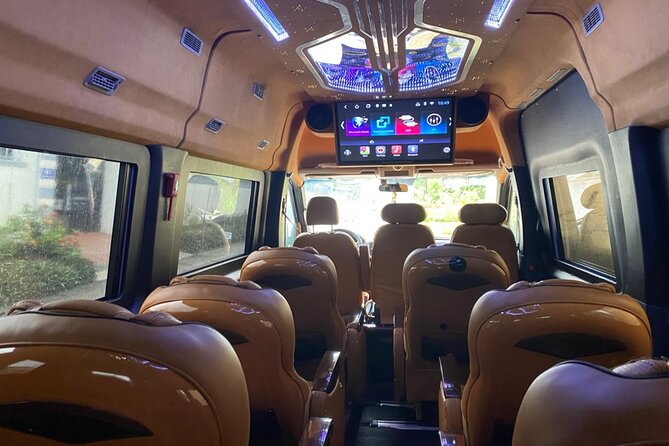 Private car and cable car ticket to the Ba Na hills and Golden Bridge - What the private format really changes