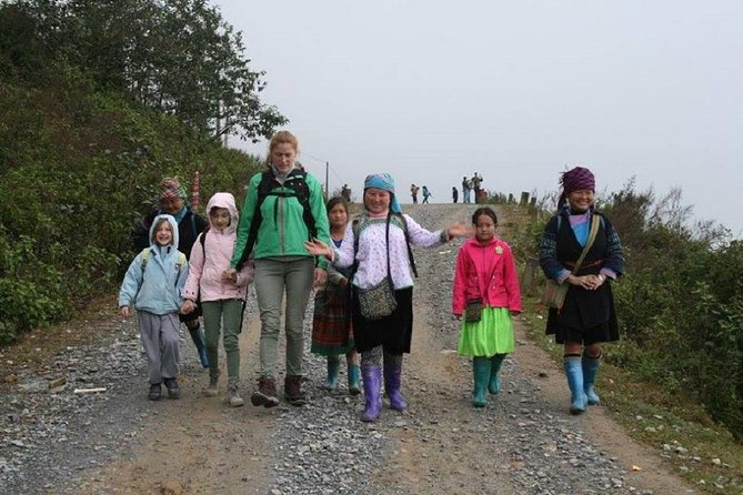Private Car and Tour Guide Exploring Northern Vietnam - Sapa, Cat Cat, and Fanxipan
