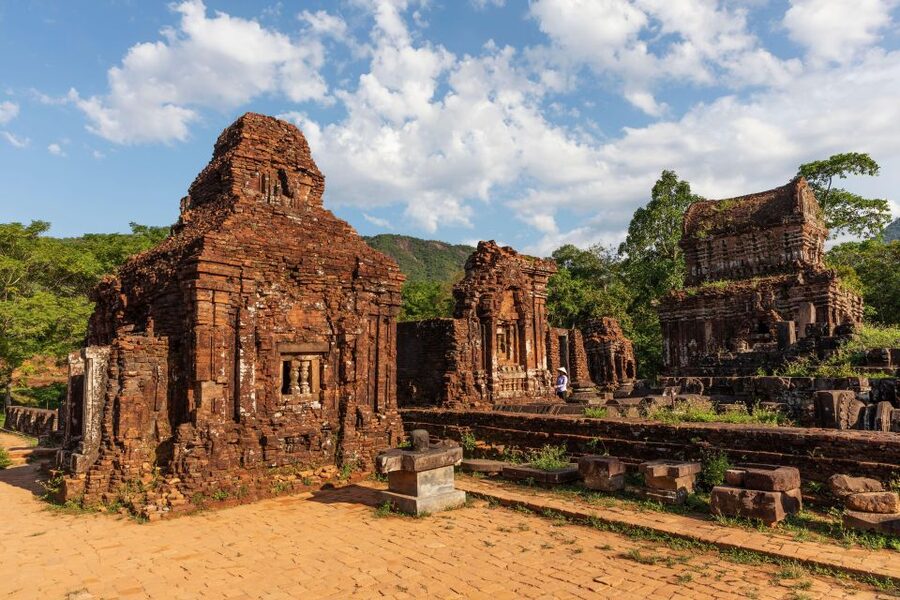 Private Car Hoi An to Hue Via Hai Van Pass, Lagoon & More - Why this transfer is better than a plain drive