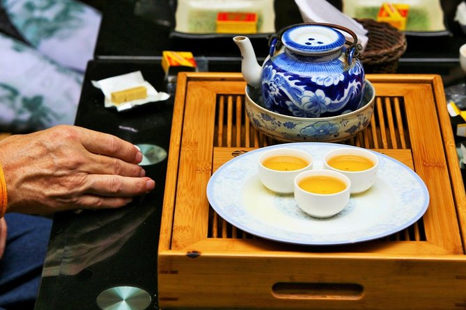 Private Crowd Free Hanoi: Morning Highlights of the City Experience - Pho lunch is simple, local, and not all-inclusive
