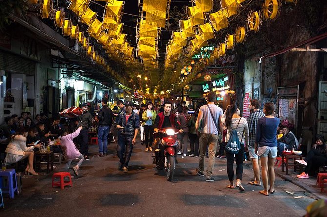 Private Evening Walking Tour - Cyclo & Water Puppet Show in Hanoi Old Quarter - Starting beside Hoan Kiem Lake