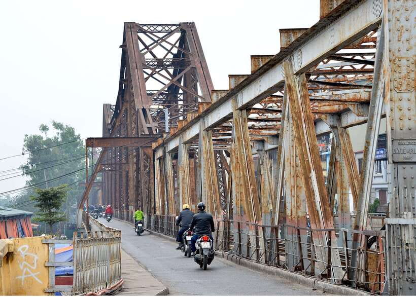 Private Hanoi Walking Tour with visit Train Street - Is $28 a fair price?