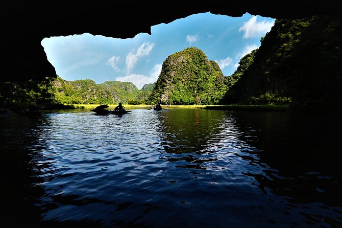 Private Ninh Binh Full Day (Bich Dong -Tam coc -Mua cave- Biking) - Bich Dong Pagoda beneath the cliffs