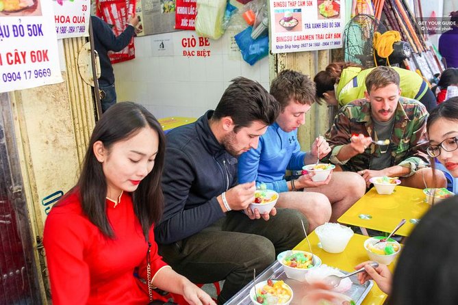 Private Street Food Tour - Walking Hanoi Old Quarter - The main dishes: pho, bun cha, and Vietnamese bread