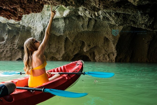 PRIVATE TOUR HALONG BAY ONE DAY with Cave, Kayaking, Bamboo Boat - Inside Thien Cung Cave