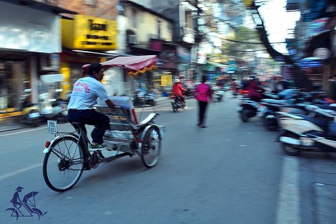 Private tour - Hanoi old quarter cyclo tour (2 hours) - Why a cyclo works well in Hanoi’s Old Quarter