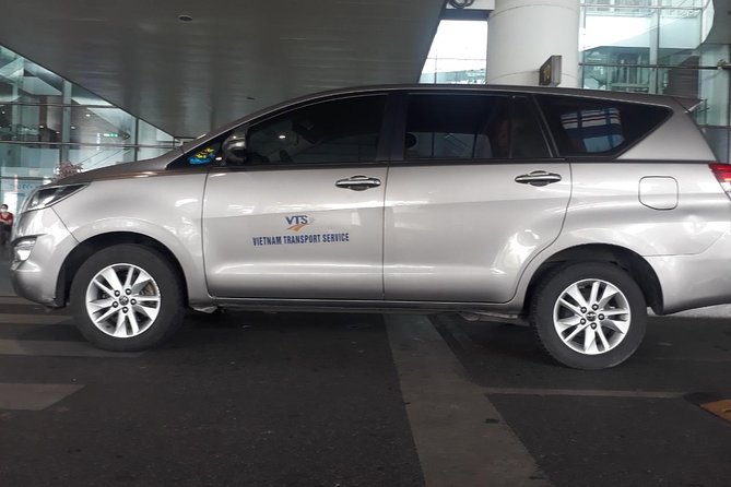 Private Transfer Between Hanoi Airport (han) And Hanoi City Center - Meeting your driver after baggage claim