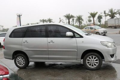 Private transfer between Hanoi Airport (HAN) and Hanoi Old Quarter