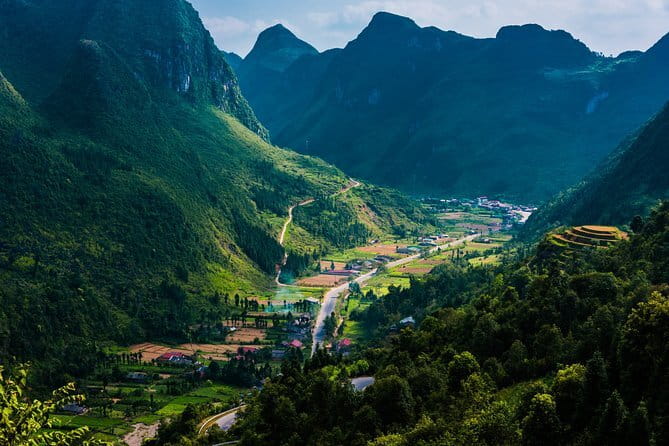 Private Transfers Ha Giang <=> Sapa One Way (Free Hotel Pickup) - My final take: book it for control, not luxury