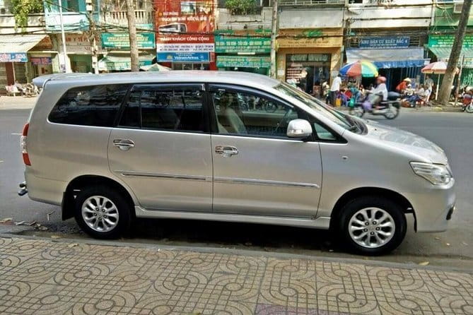 Private Transfers Ha Giang <=> Sapa One Way (Free Hotel Pickup) - The vehicle: comfort without assuming luxury