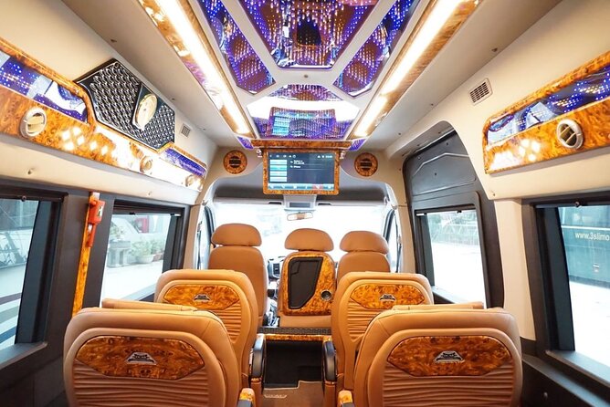 Private transfers Hanoi <=> Ha Giang One Way (Free hotel pickup) - The direct road to Ha Giang