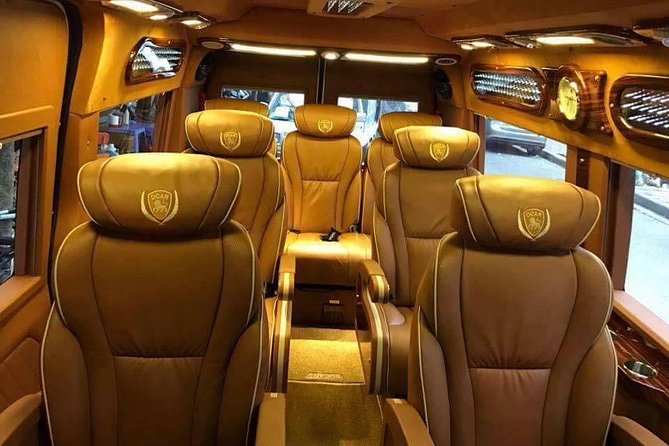 Private Transfers Hanoi <=> Halong One Way by Limousine Vehicles - What the private vehicle feels like for a small group