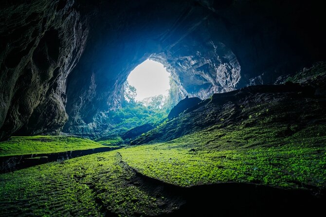 Pygmy Cave | The magnificent cave in Phong Nha | 2 days 1 night - What the $349 price includes