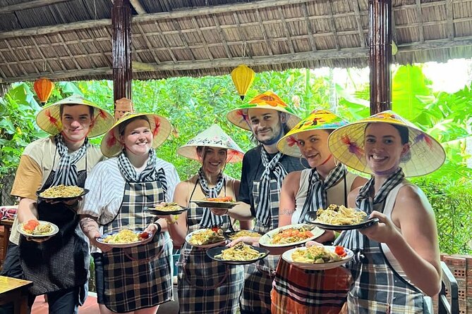RICE PAPER Noodle Making Experience & Hoi An Cooking Class Class - Why this food tour feels different from a standard cooking class