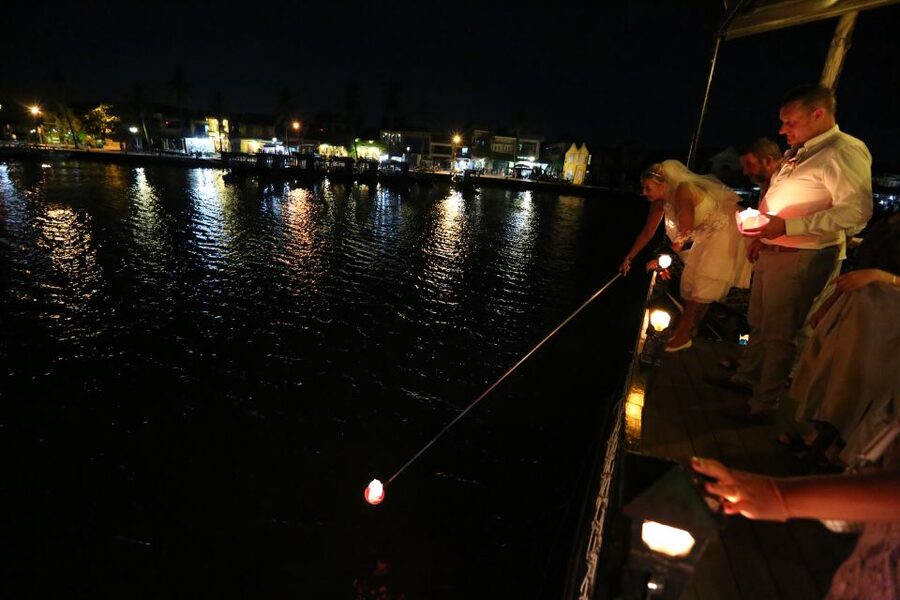 Romantic Sunset Dinner Cruise in Hoi An - Lanterns, music, and the evening glow