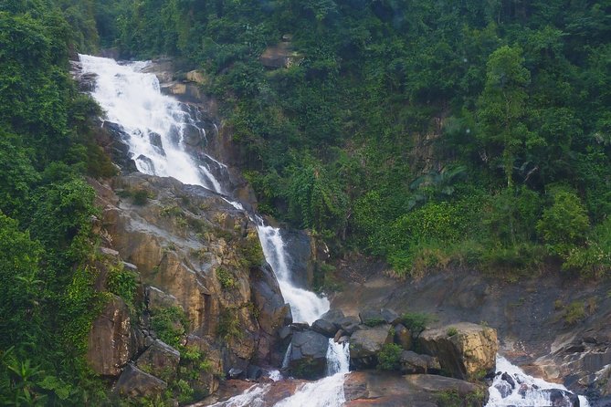 Round trip Transfer from Danang to Ba Na hills for Golden Bridge - Should you book the Golden Bridge transfer?