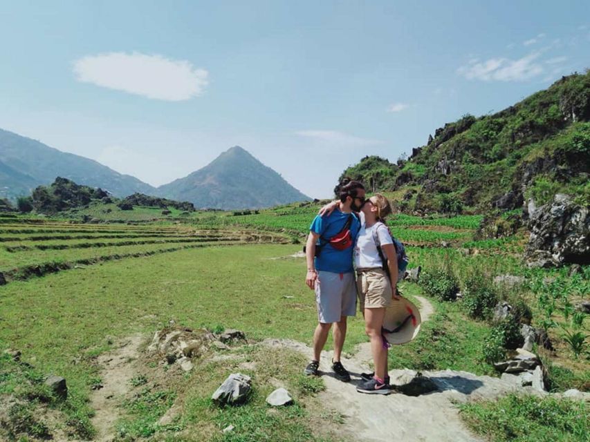 Sa Pa: Private Guided Tour on a Motorbike with Lunch - What the guides add to the day