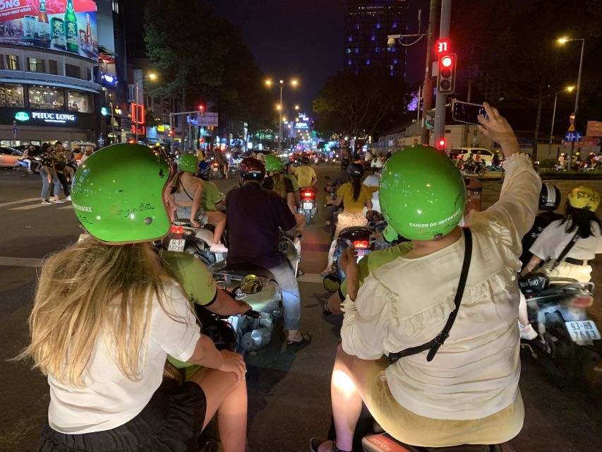 Saigon: Day-Night Sights & Local Food Tour l Female Option - Thich Quang Duc Monument and Saigon’s past