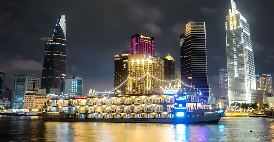 Saigon Dinner On Cruise Tour With Private Table - Sunset photos beside the boats