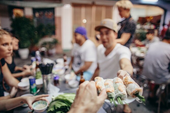 Saigon Night Bites on Foot: Local Vendors, Stories & Sweet Finish - Why this food walk works well on your first evening