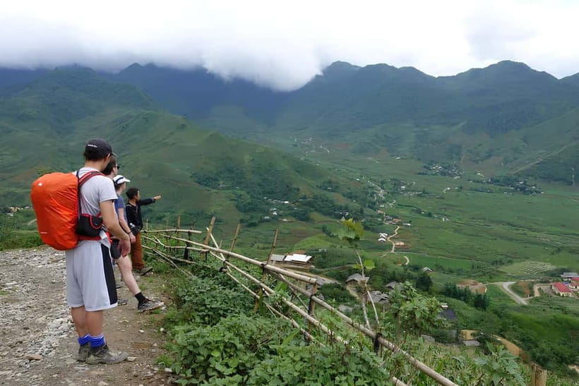 Sapa 1 Day Long Trek: Trek to Hau Thao and Sa Seng Villages - Hau Thao reveals the working countryside