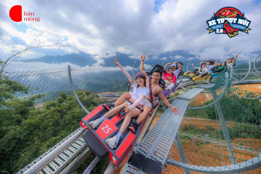 Sapa: Cat Cat Village, Moana, Alpine Coaster, Fansipan Cable - Moana Sa Pa, a scenic stop with a built-in coffee break