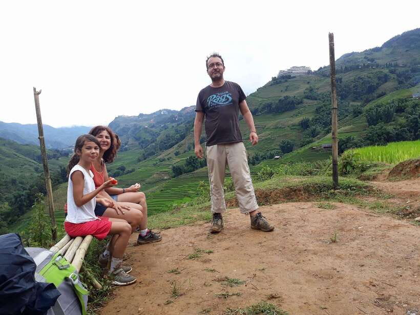 Sapa: Love Silver Waterfall, LonelyTree in Heaven-Rice Field - Lunch beside the route