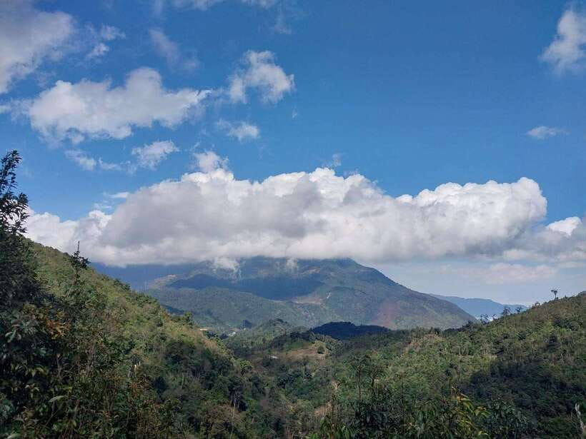Sapa: Private Highlights Day Tour with Lunch - Ta Van and the village side of Sapa