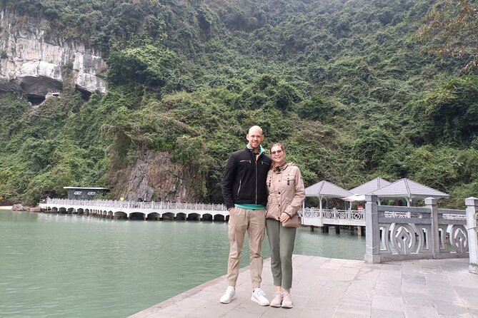Shore Excursion: Amazing Day Cruise at Ha Long Bay - The real issue is crowding, not the scenery