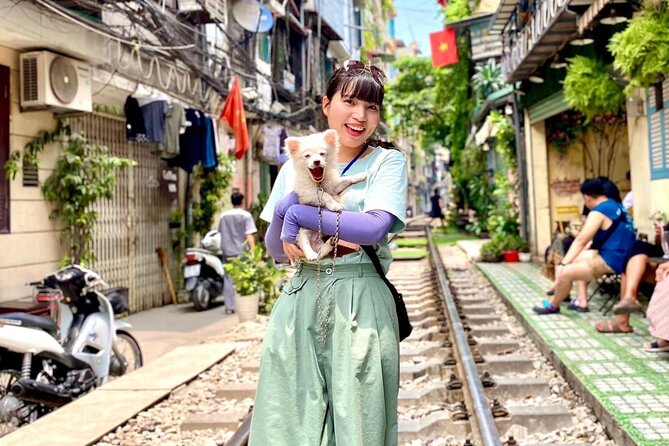 Small Group Half-day Hanoi City Tour with Train Street Visit (4h) - Tran Quoc Pagoda brings the tour to West Lake