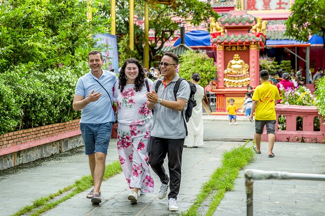 Small-group Saigon City Tour: 4-Hour Must-see Iconic Landmarks - Jade Emperor Pagoda and a quieter cultural pause
