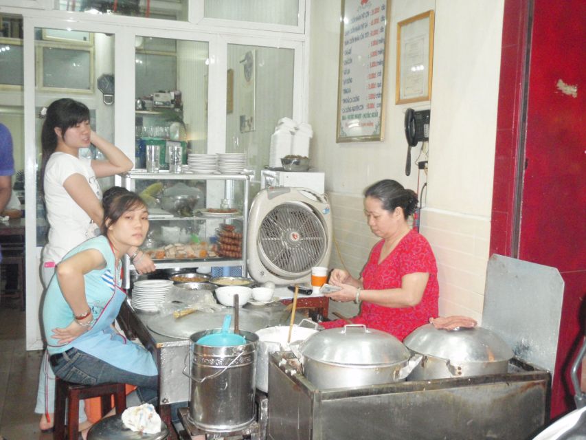 Street Food Tour Hanoi and Train Street Experience - Who should book this Old Quarter experience?