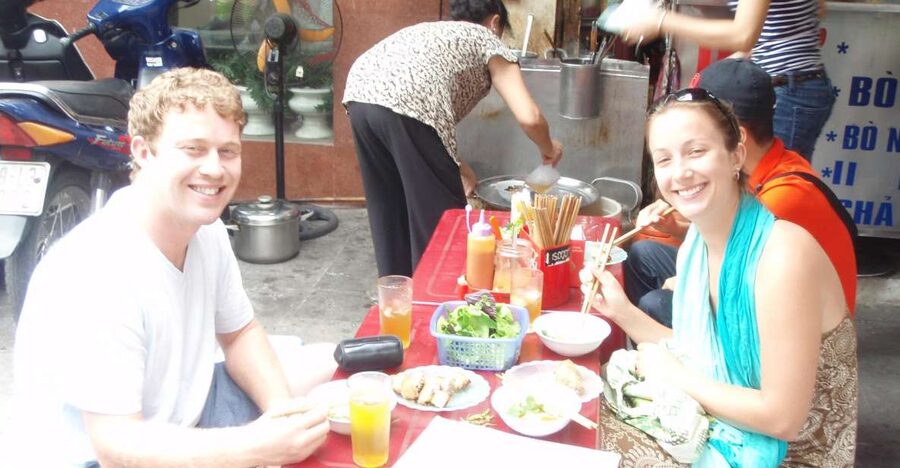 Street Food Tour Hanoi and Train Street Experience - Meeting at Lo Su Street and entering the Old Quarter