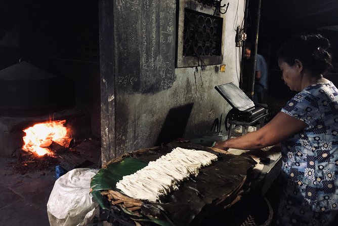 Sunrise Motorbike Experience Hidden Gems of Hoi An - Hoi An noodles at the first local stop