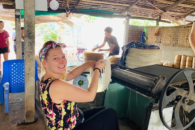 The hidden Fabulous Floating Market and Small Canal - What the private format changes