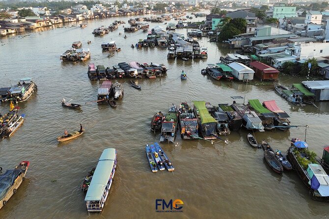 The hidden Fabulous Floating Market and Small Canal - Hotel pickup, meeting point, and timing