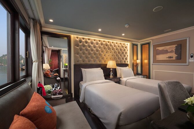 TOP TIER: 3 DAYS/2 NIGHTS tours- LIKE ABOSS on beautiful cruises - Life aboard the boat between excursions