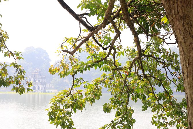 Tour Package Hanoi City - Halong Bay 2 Days 1 Night - A two-day route that links Hanoi and Halong Bay
